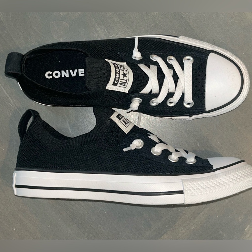NWOT Black Converse shoreline size 6